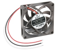 Ventilador 12Vcc 70X70X15mm, Cojinete, 3 cables
